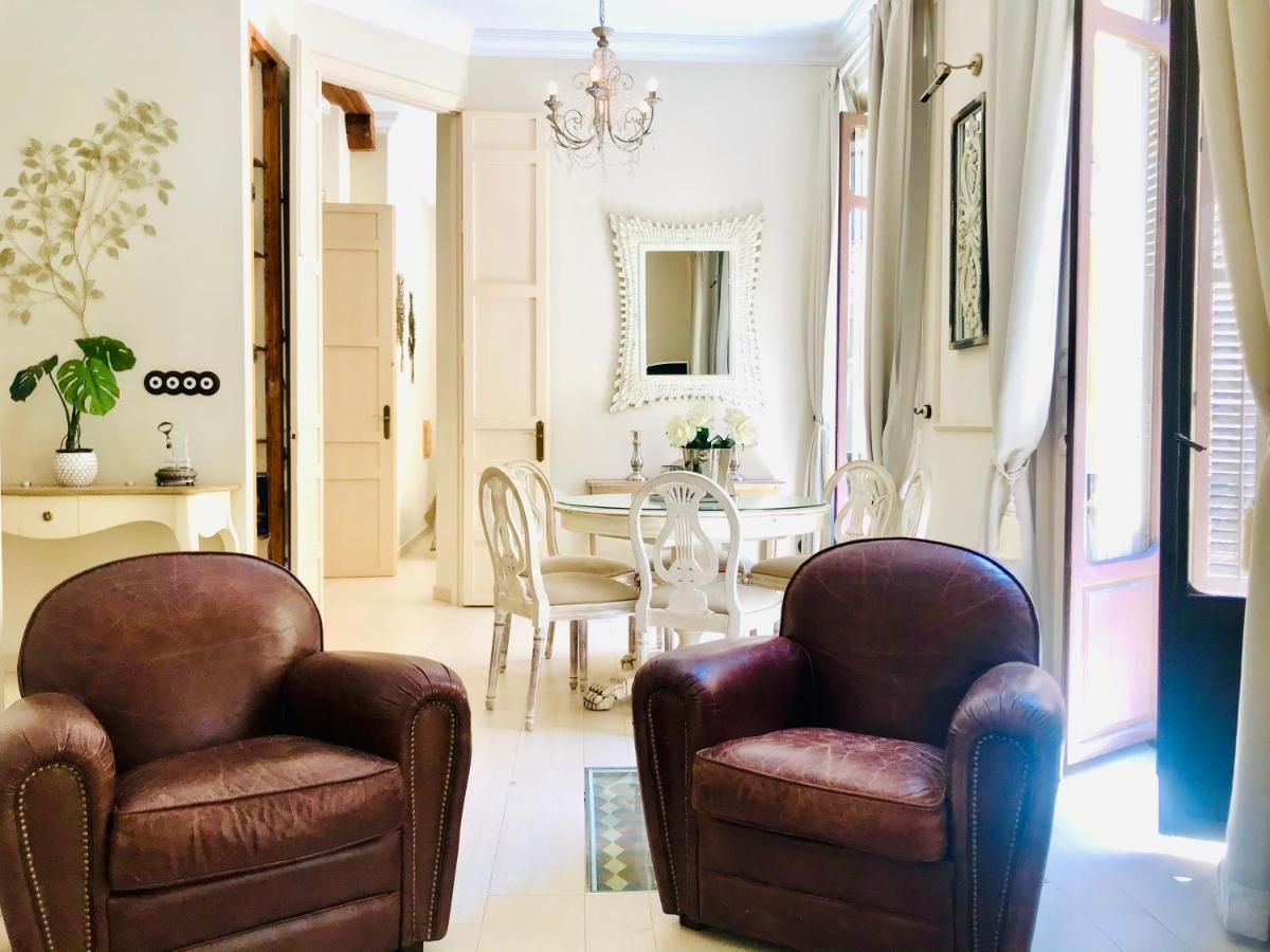 Calderon & Old Town 4 Balconies By Ele Apartments مالقة المظهر الخارجي الصورة