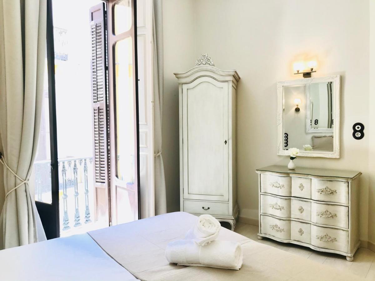Calderon & Old Town 4 Balconies By Ele Apartments مالقة المظهر الخارجي الصورة