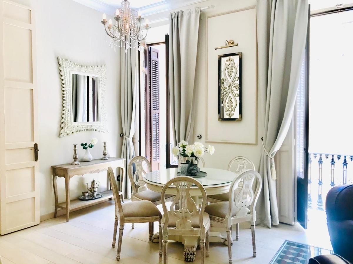 Calderon & Old Town 4 Balconies By Ele Apartments مالقة المظهر الخارجي الصورة